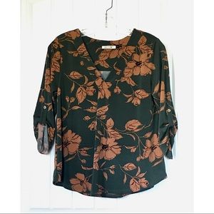 Beacon Roll Tab Knit Top